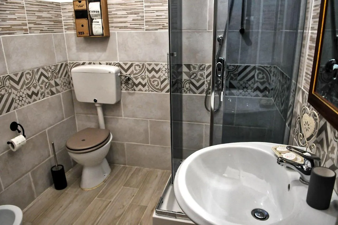 Nivalu' Guest House Olbia Apartamento